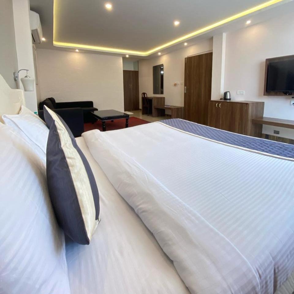 Montecarlo Hotel Mahabalipuram Extérieur photo