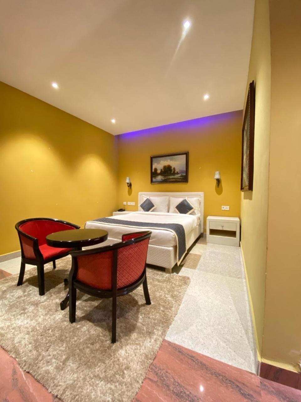 Montecarlo Hotel Mahabalipuram Extérieur photo