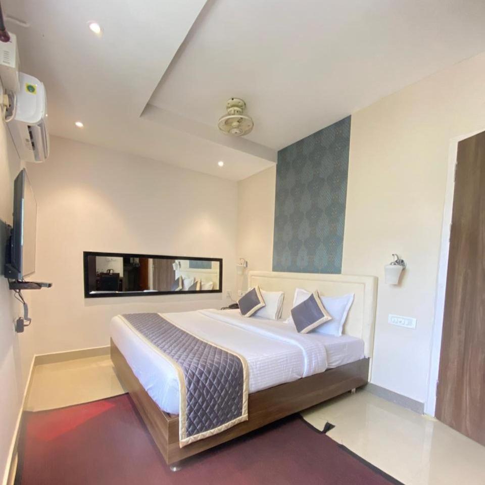 Montecarlo Hotel Mahabalipuram Extérieur photo